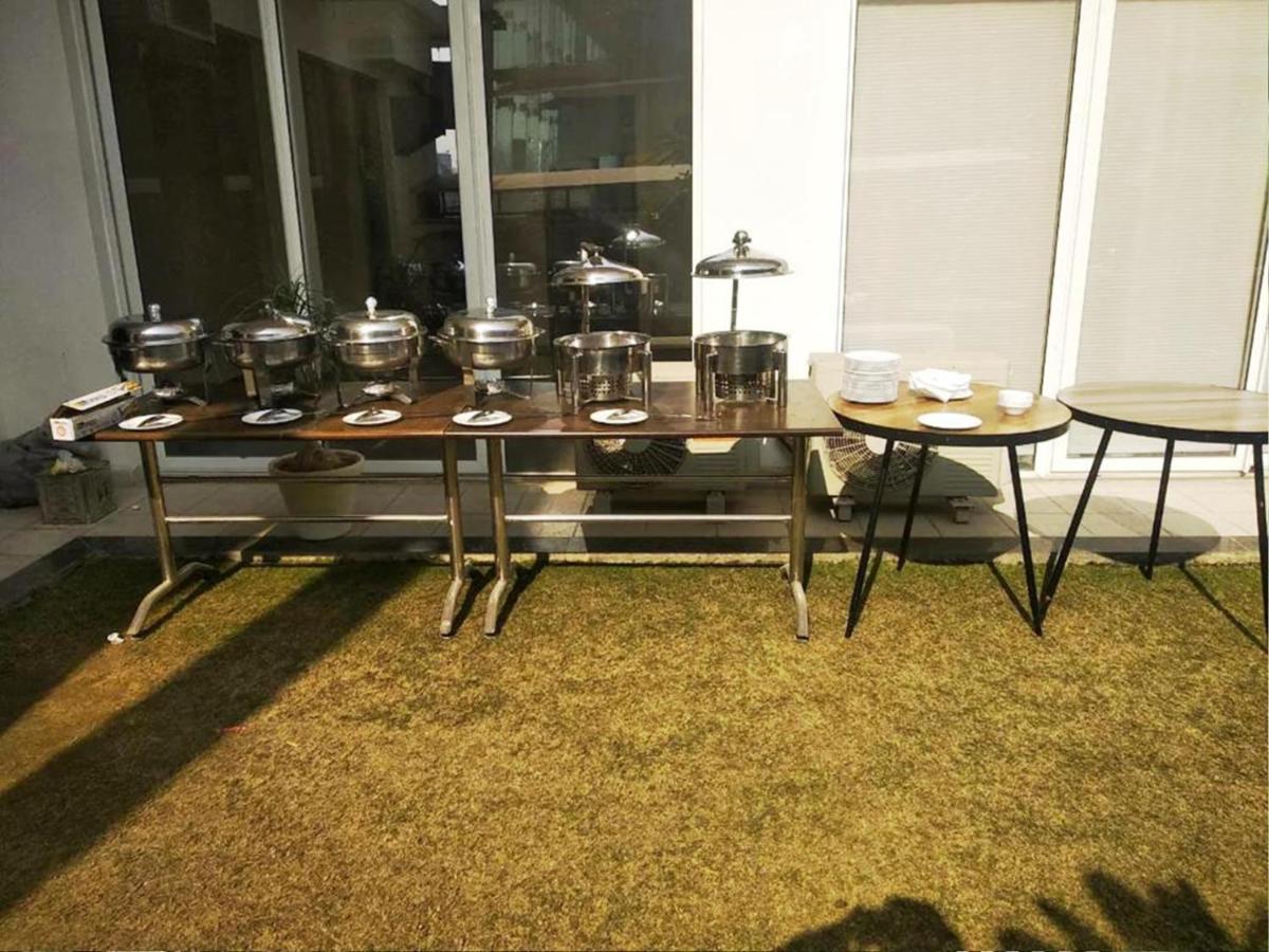 Hotel Citi Inn Grande Zirakpur Exteriör bild